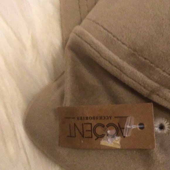 Hat - Picture 6 of 6